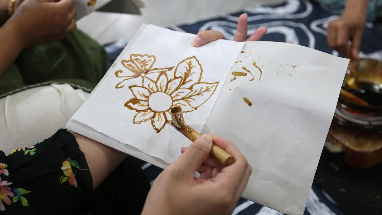10 Ide Lomba 17 Agustus Ibu-Ibu yang Unik, Bikin Suasana Semakin Meriah!
