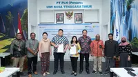 MoU dalam diskusi bertajuk ‘Corporate Renewable Procurement: Power Purchase Agreement’ yang diselenggarakan Sekolah Bisnis dan Manajemen ITB (SBM ITB), Kamis (10/8/2023). (Foto: Istimewa)