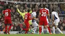 Kiper West Bromwich Albion, Ben Foster menghalau bola sepakan pemain Liverpool, Joel Matip pada lanjutan Premier League pekan ke-9 di Stadion Anfield, Minggu (23/10/2016) dini hari WIB. (Action Images via Reuters/Ed Sykes)  