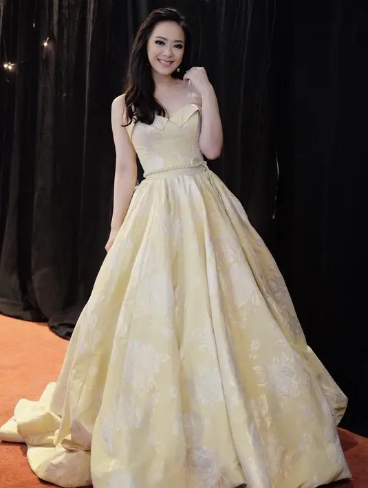 (Instagram/yuanitachrist)