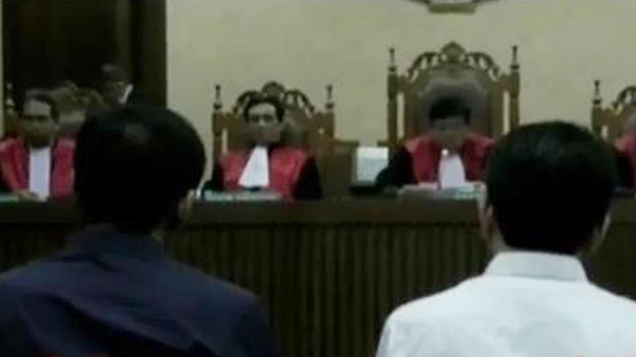  Vonis Ariesman Widjaya