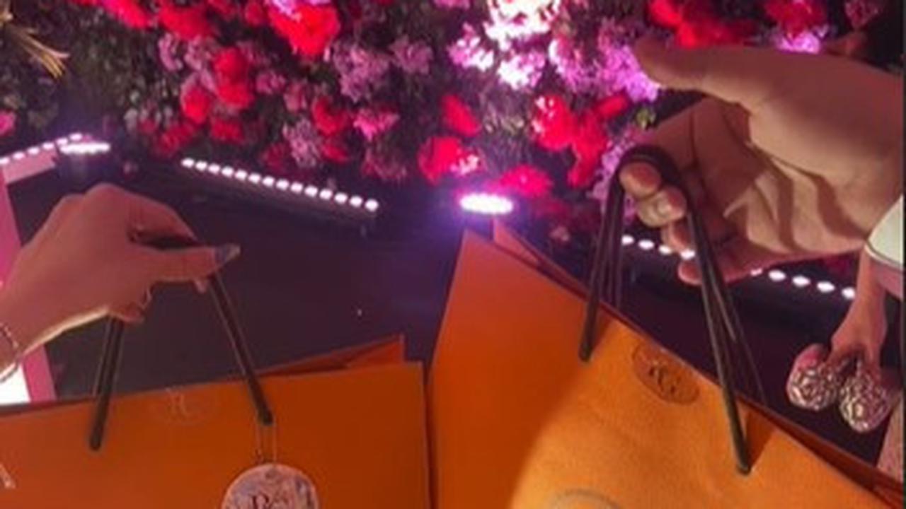 Dapat Oleh-Oleh Hermes