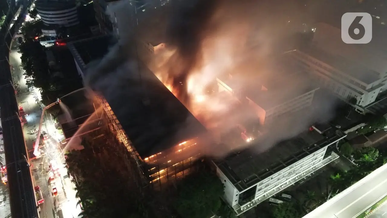 Potret Udara Kebakaran Hebat di Gedung Kejaksaan Agung RI