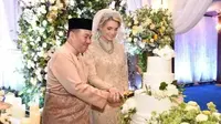 Pangeran Kelantan menikah dengan waga Swedia (Sumber: Facebook/Pusat Rawatan Islam Terapi bil Quran, Malaysia)