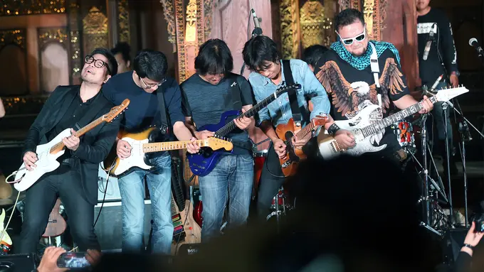 [Bintang] Six Strings