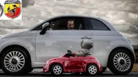 Anak Ajak Ayah Drag Race Pakai Fiat 500