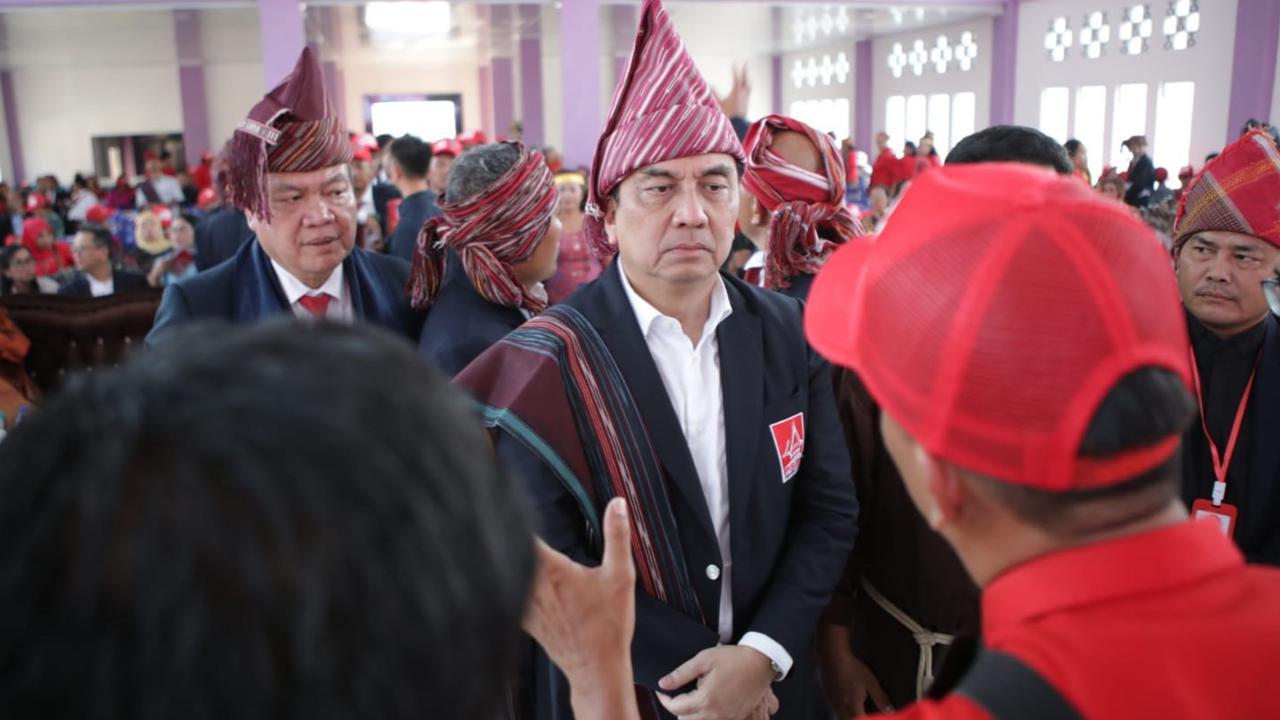 Reaksi PDIP soal Effendi Simbolon Dukung RK: Siapa? Enggak Penting