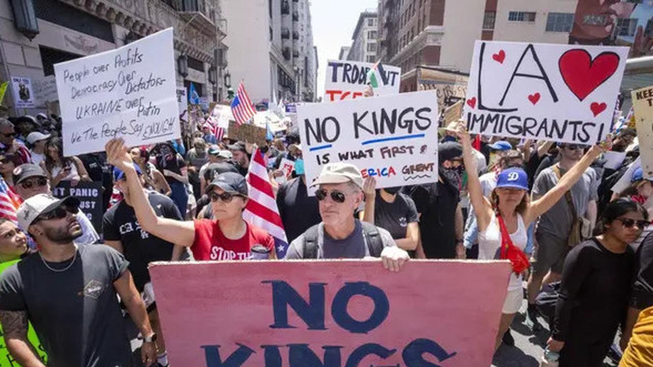 Ribuan Warga AS Gelar Aksi "No Kings" Protes Kepemimpinan Trump, Ada Bendera One Piece