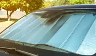 Jaga Interior dari Paparan Matahari, Ini Pelindung Kaca Mobil yang Bisa Dilirik