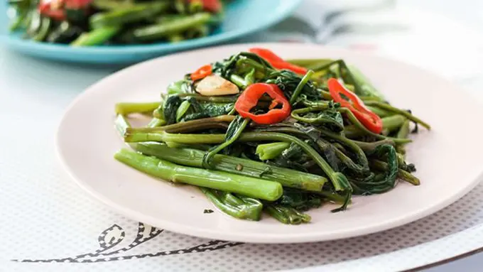 Tumis kangkung/copyright Asian Food Adventure