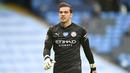 Kiper Manchester City, Ederson, saat melawan Norwich City pada laga Premier League di Stadion Etihad, Minggu (26/7/2020). Manchester City menang dengan skor 5-0. (Shaun Botterill/Pool via AP)