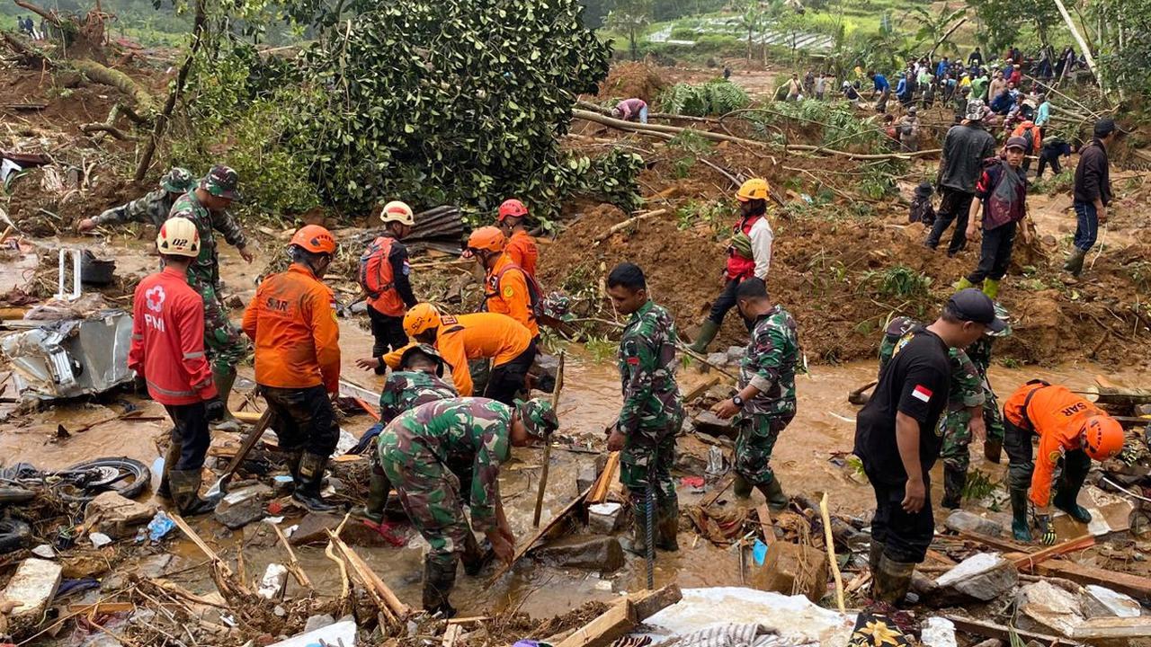 banjir bandang di pekalongan