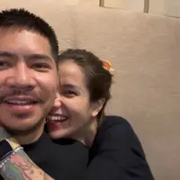 Umumkan hamil anak kelima, Sheila Marcia cek kandungan ditemani suami. (Sumber: YouTube/Sheila Marcia & AwesomeFam)