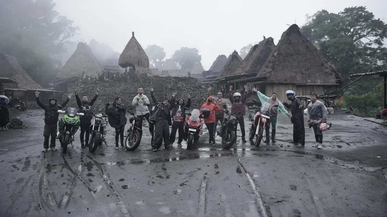 Promosi Wisata Indonesia, Motul Ajak Pecinta Motor Touring di Flores (ist)