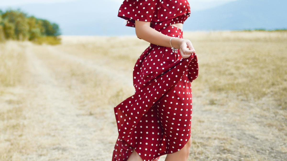 4 Tips Memilih Dress Sesuai Acara, Tampil Memesona di Setiap Momen