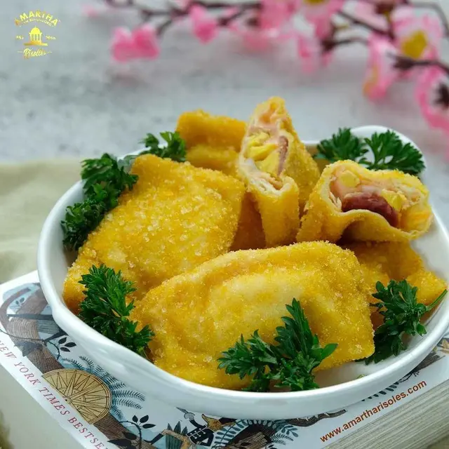 Risoles Mozarella Beef