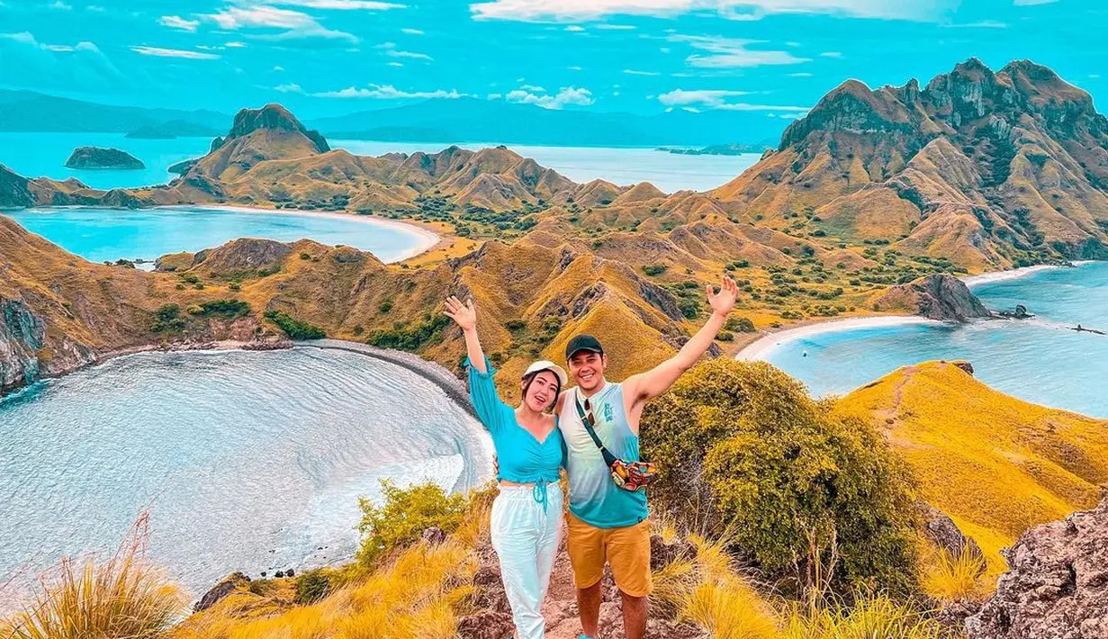 Via Vallen dan Chevra (Instagram/chevra_yo88)