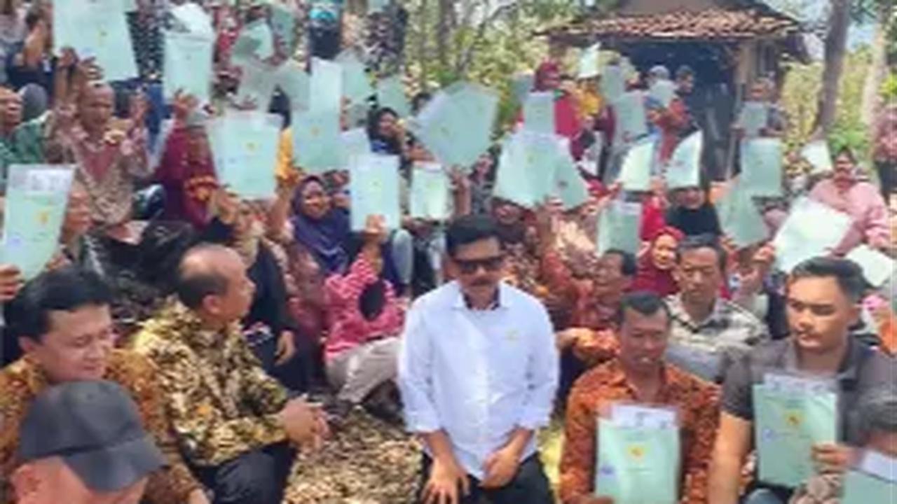 Lebih lanjut, Hadi Tjahjanto juga mendukung penuh bakat dan kemampuan Sujianti dalam menyinden dan berharap terus melestarikan budaya tersebut.