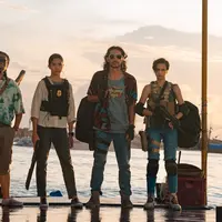 The Big 4 yang dibintangi  Abimana Aryasatya, Putri Marino, Arie Kriting dan Lutesha, tayang 15 Desember 2022 di Netflix. [Foto: Netflix]