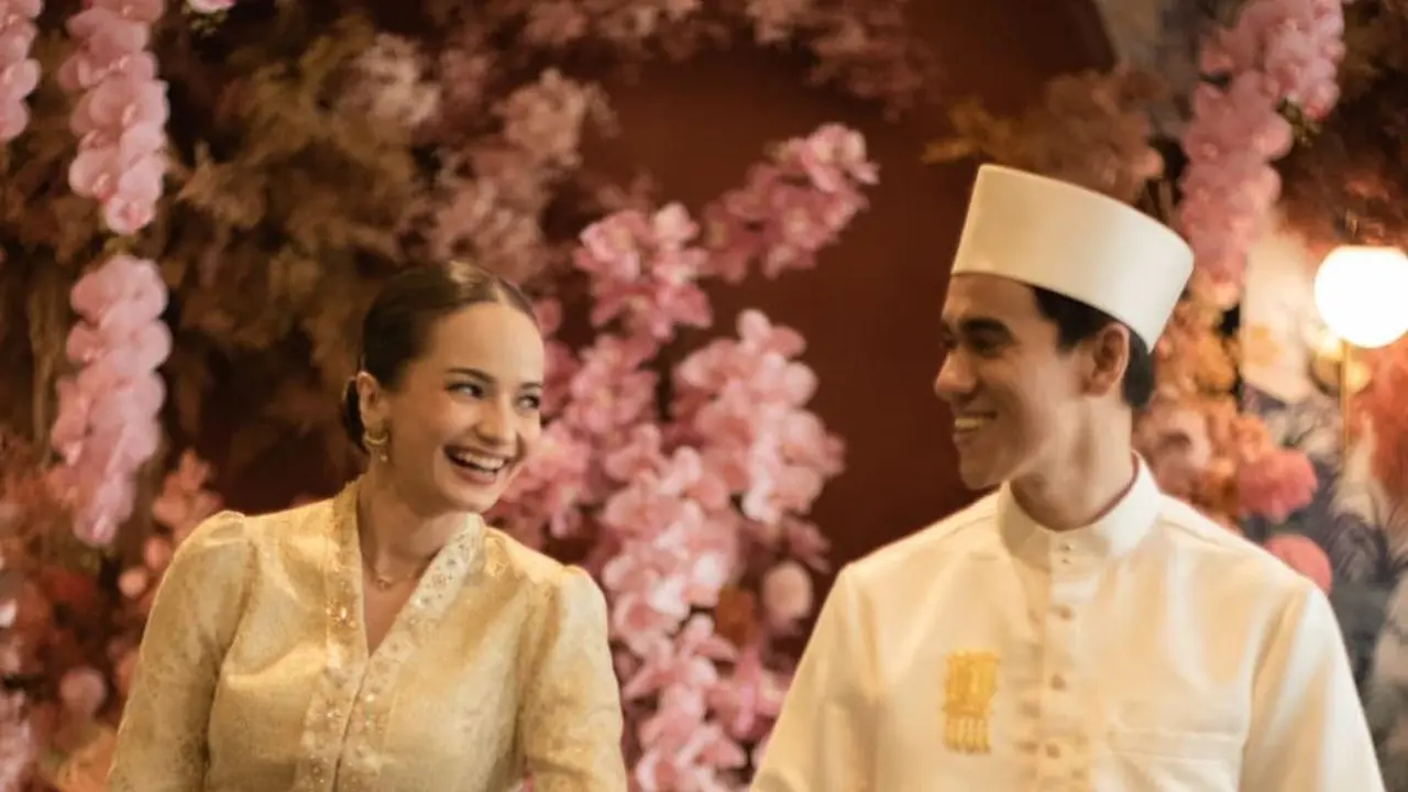 Baru Diungkap, 8 Potret Cantik Enzy Storia Dibalut Kebaya Kartini saat Lamaran