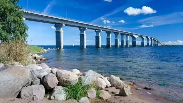 Jembatan Öland, Swedia