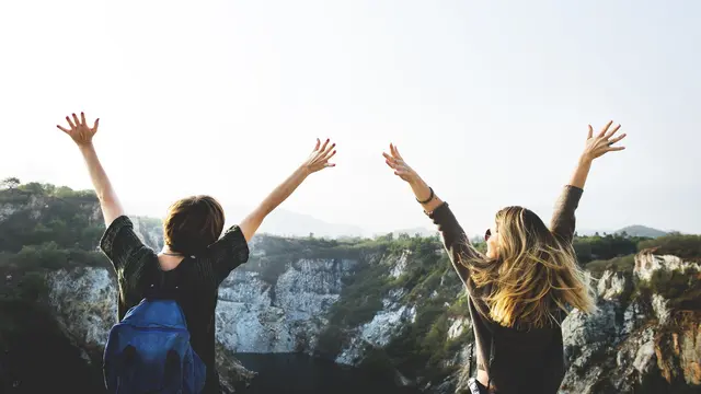 9 Tips Hemat Liburan ke Luar Negeri dari Pemesanan Tiket hingga Memanfaatkan Wisata Gratis