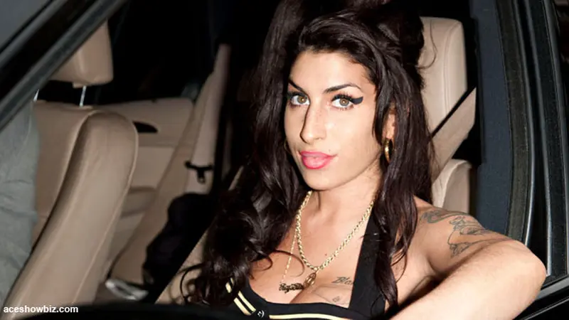 amy-winehouse-130703b.jpg