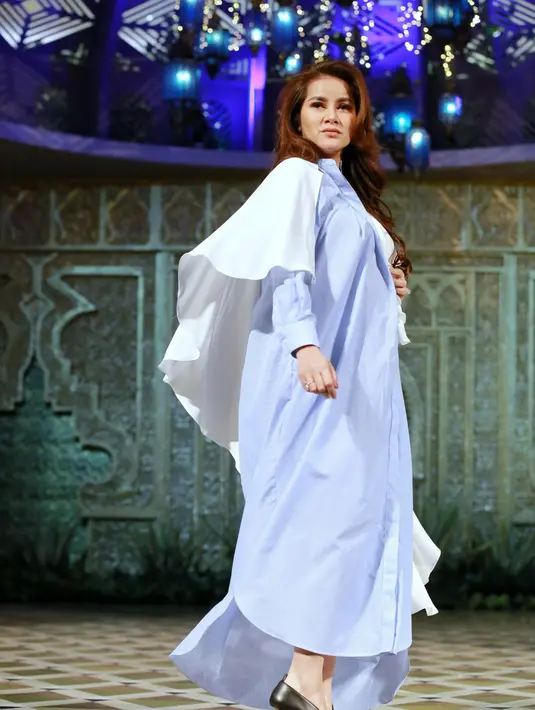 Pemeran film Suami-suami Takut Istri The Movie  itu juga mulai mengurangi kegiatannya di dunia entertainment. Kecuali program teve yang tidak memerlukan banyak waktu. Untuk sinetron, sementara tidak di ambil dulu. (Adrian Putra/Bintang.com)