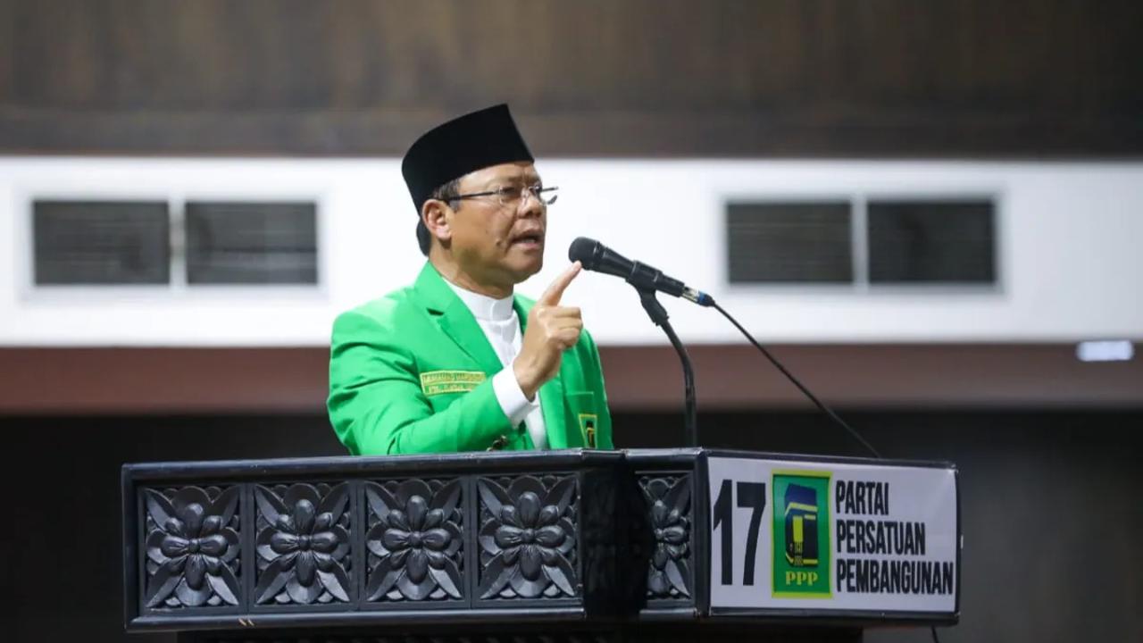 Barulah kemudian Mardiono mengatakan bahwa dirinya tak lagi mengucap amin. Dia lalu menyindir ada AMIN yang pernah melengserkan Gus Dur.<br>