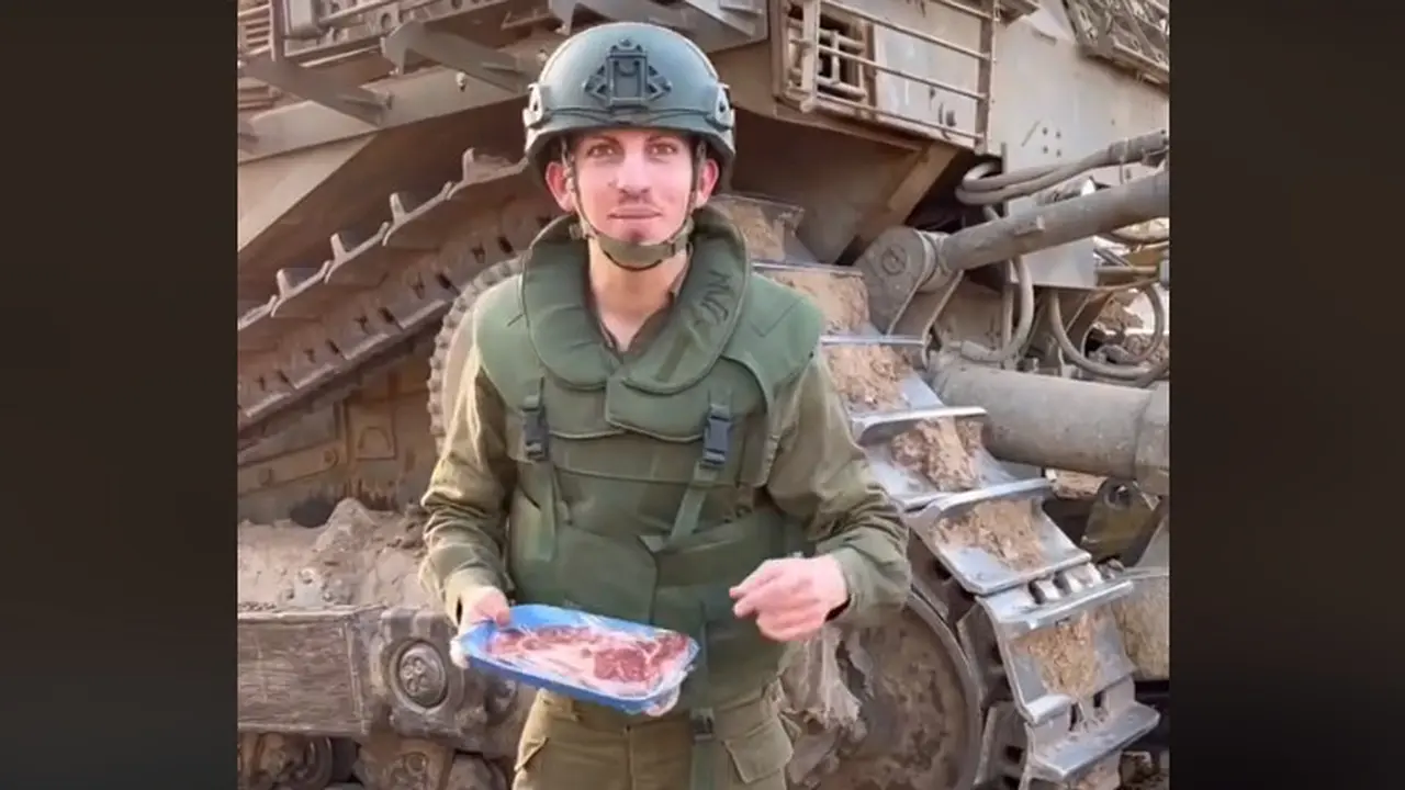 Tentara Israel pamer masak steak di Jalur Gaza. TikTok @matanya_yanai