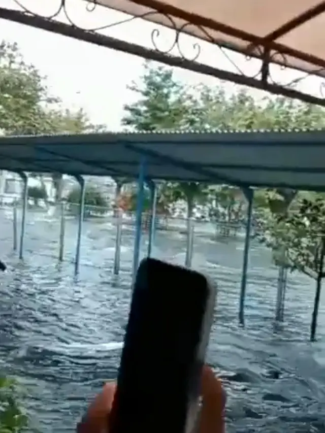 Potret Banjir Rob Semarang