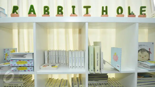 20161011-Mengintip Proses Pembuatan Buku Rabbit Hole-Jakarta
