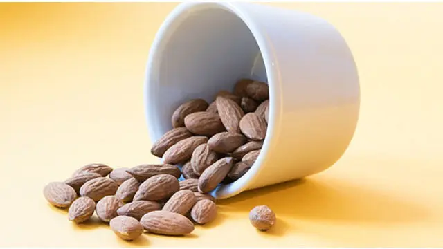 News Flash: Konsumsi Almond Bisa Turunkan Berat Badan