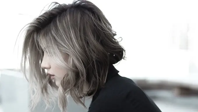 Ilustrasi rambut ikal