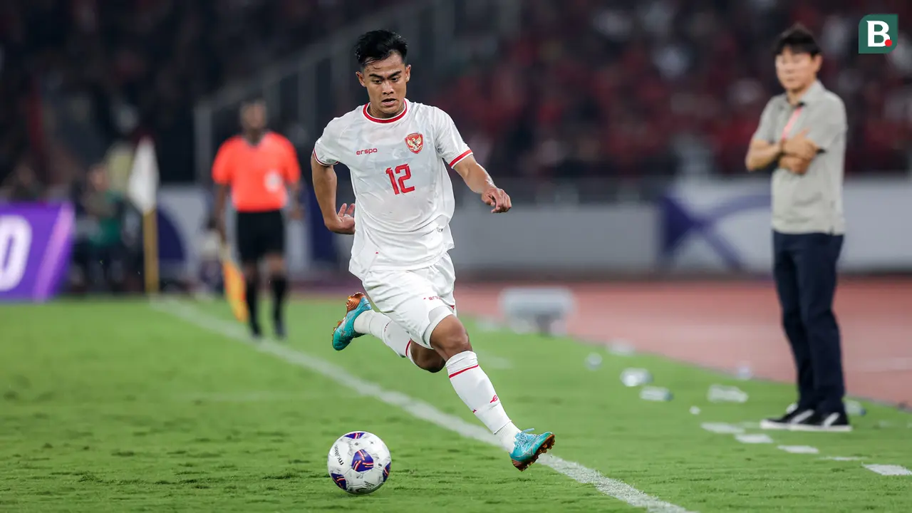 Foto: Pratama Arhan Kembali Bermain di Timnas Indonesia, Didukung Langsung oleh Azizah Salsha