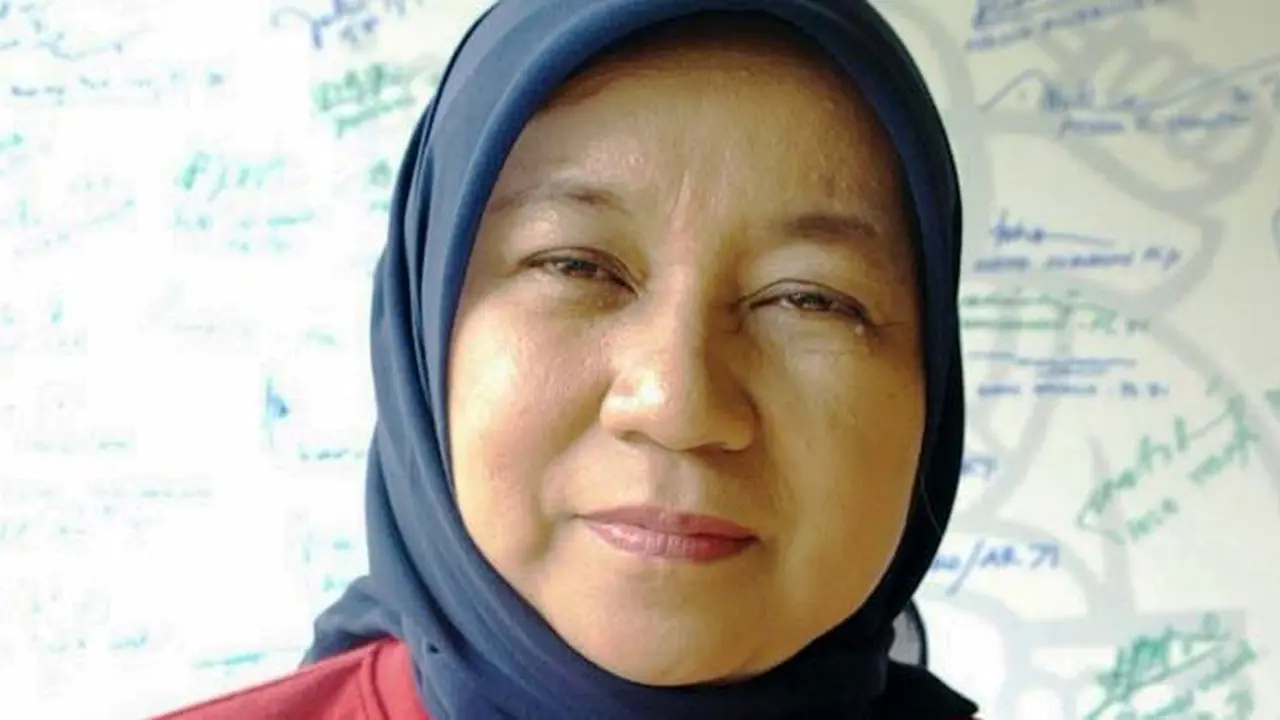 nurhayati-subakat-131026c.jpg