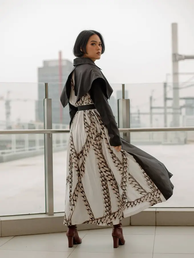 Dari Kalung Rantai, Kallula Lansir Koleksi Busana Print Pertamanya