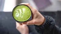 Apakah Minuman Matcha Sehat? Begini Fakta Kafein, Manfaat, dan Cara Menyajikannya