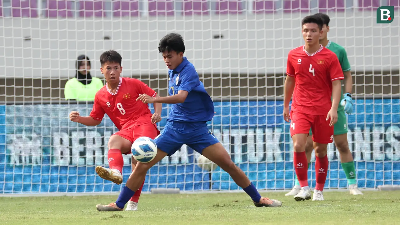 Dau Hong Phong - Timnas Vietnam U-16 Vs Timnas Thailand U-16 di semifinal Piala AFF U-16 2024