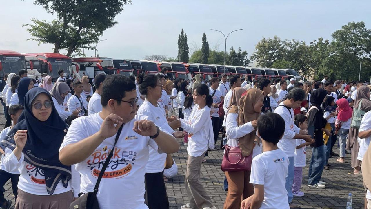 Senangnya Ratusan Pemudik Solo Balik Kerja Ke Jakarta Gratis