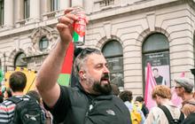 Pria Palestina Bikin Minuman Gaza Cola 'Bebas Genosida', Kini Populer di Inggris