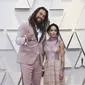 Jason Momoa dan Lisa Bonet di Oscar 2019 (Photo by Eric Jamison/Invision/AP).