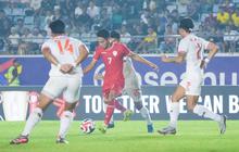 Media Vietnam Soroti Aksi Tak Sportif Pemain Myanmar Tendang Bola ke Kepala Marselino