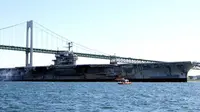 Banting Harga! Kapal Induk AS USS Forrestal Dilego `Cepek`
