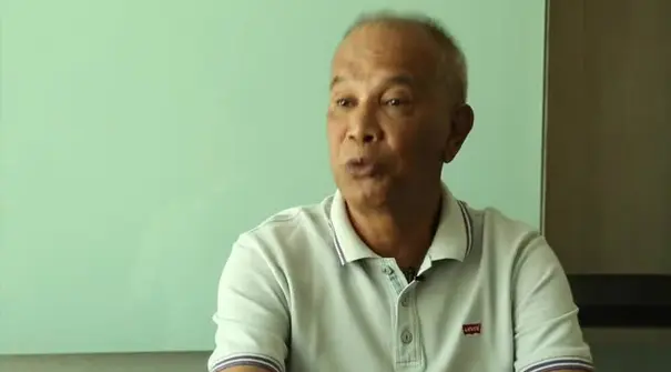Mantan Pemain Timnas, Sutan Harharah bercerita tentang karier dan pengalamannya saat menghadapi klub-klub top Eropa.