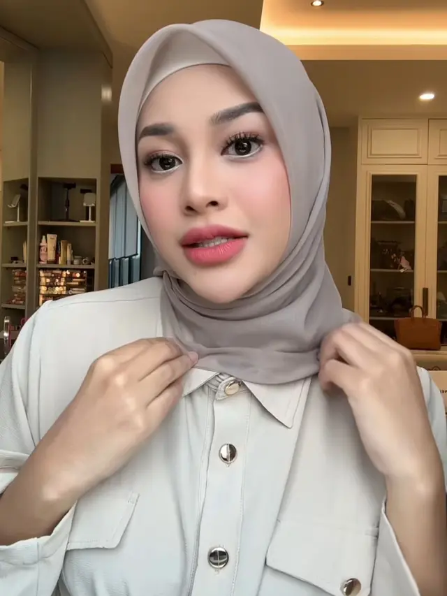 Dari bully netizen hingga rasa takut hamil lagi. (credit:instagram.com/aurelie.hermansyah)
