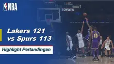 LeBron James berakhir dengan 42 poin, lima rebound dan enam assist saat Lakers mendapatkan kemenangan pertama mereka musim ini atas Spurs, 121-113