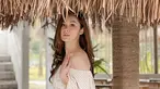 Sudah eksis sejak tahun 2015 dalam debutnya di dunia akting, Jennifer Eve berperan dalam sebuah film berjudul Sebuah Lagu untuk Tuhan. Dibintangi oleh Stefan William dan Eriska Rein, Jennifer berperan sebagai Sisi dalam film tersebut. Sejak bermain film, ia pun sempat rehat sejenak hingga tahun 2019. (Liputan6.com/IG/@jennifereve99)