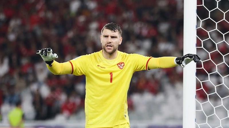 Kiper Timnas Indonesia Maarten Paes Jalani Tes Medis di Ajax Hari Ini,  Tanda Tangani Kontrak 3,5 Musim