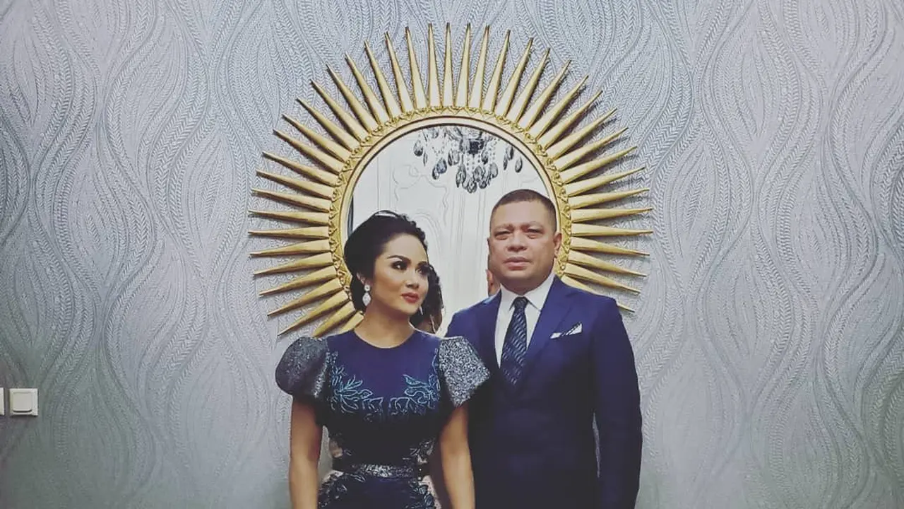 Krisdayanti dan Raul Lemos